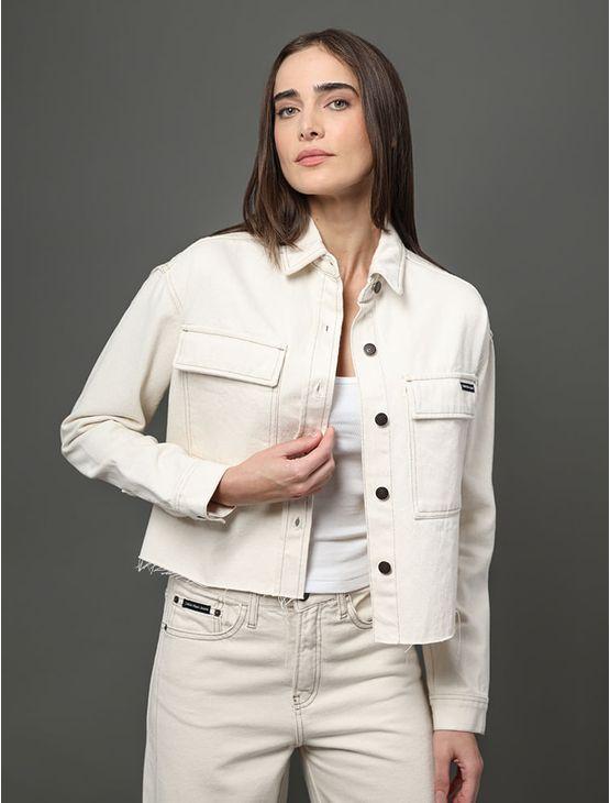 Jaqueta Feminina Overshirt Cropped Natural Calvin Klein Jeans - Off White Jaqueta Feminina Overshirt Cropped Natural Calvin Klein Jeans Off White Gg