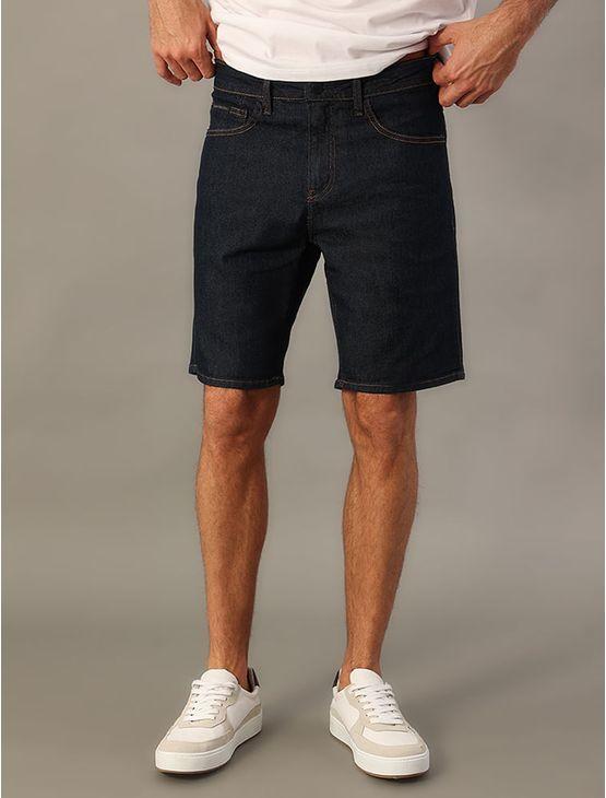 Bermuda Jeans Masculina Com Stretch Barras Dobradas Calvin Klein Jeans - Azul Marinho Bermuda Jeans Masculina Com Stretch Barras Dobradas Calvin Klein Jeans Azul Marinho 38