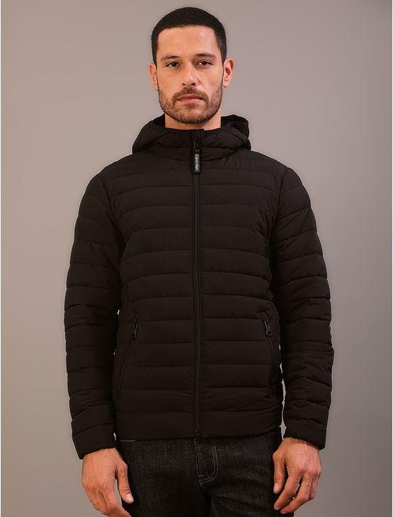 Jaqueta Masculina Calvin Klein Jeans Matelassê Com Capuz - Preto Jaqueta Masculina Calvin Klein Jeans Matelassê Com Capuz Preto g