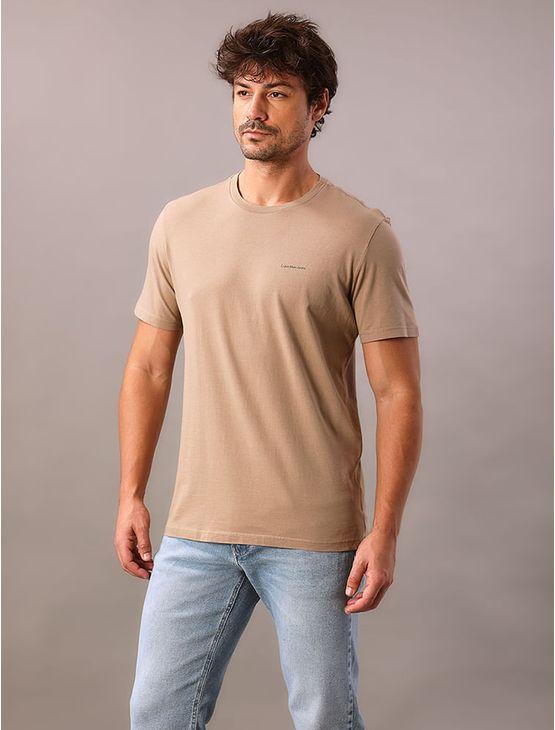 Camiseta Manga Curta Calvin Klein Jeans Masculino Logo Basico Peito - Caqui Medio Camiseta Manga Curta Calvin Klein Jeans Masculino Logo Basico Peito Caqui Medio Pp