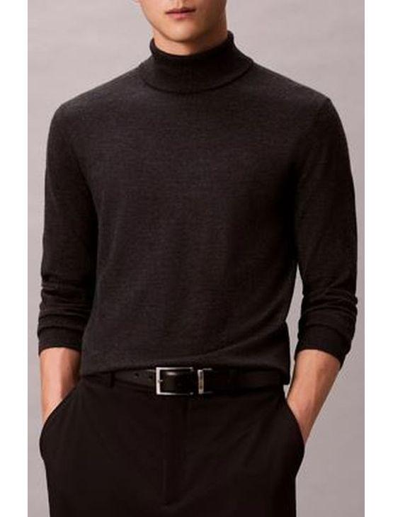 Suéter Gola Alta Merino - Preto Suéter Gola Alta Merino Preto Gg