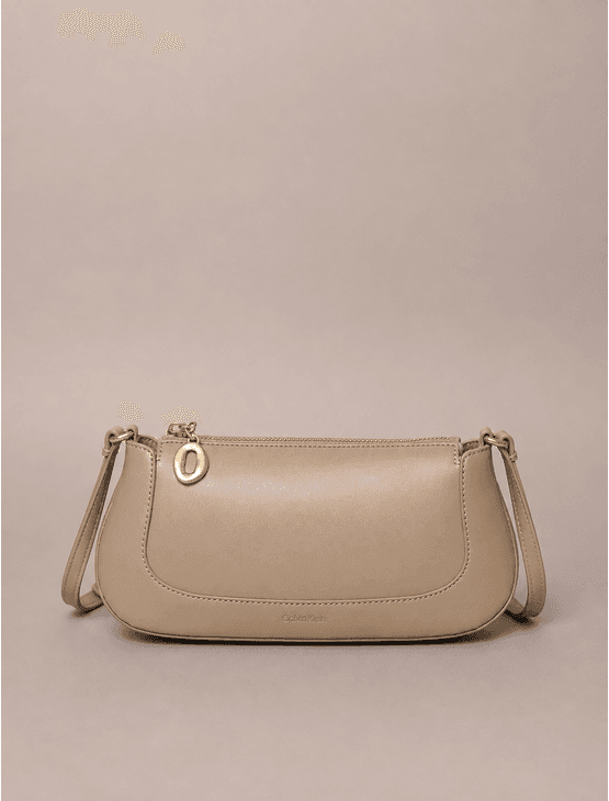 Bolsa Ck Crossbody Com Pingente Dourado - Havana Bolsa Ck Crossbody Com Pingente Dourado Havana u