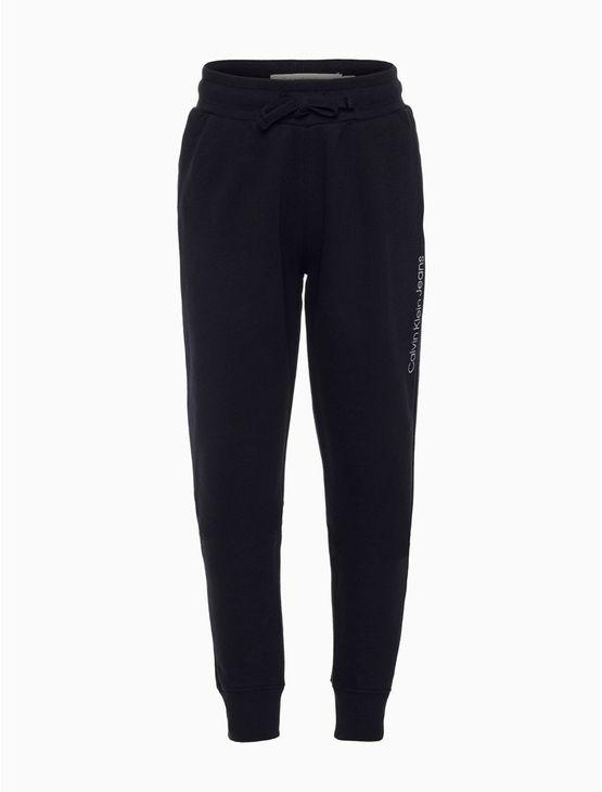 Calça Moletom Calvin Klein Jeans Boy Logo Básico - Preto Calça Moletom Calvin Klein Jeans Boy Logo Básico Preto 14
