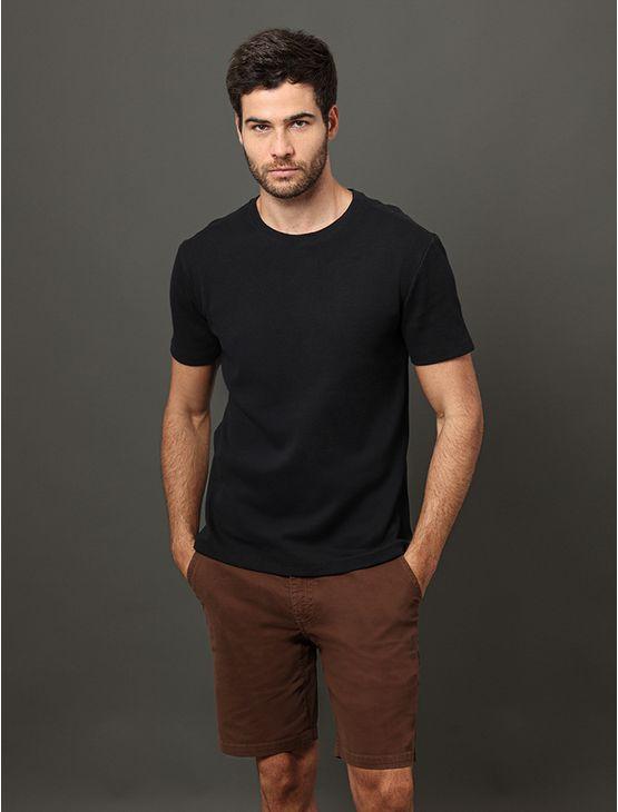 Camiseta Masculina Ribana Logo Monogram Calvin Klein Jeans - Preto Camiseta Masculina Ribana Logo Monogram Calvin Klein Jeans Preto m