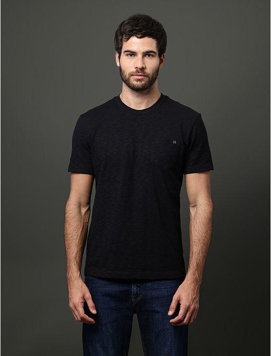 Camiseta Masculina Flamê Com Bolso Calvin Klein - Preto Camiseta Masculina Flamê Com Bolso Calvin Klein Preto Pp