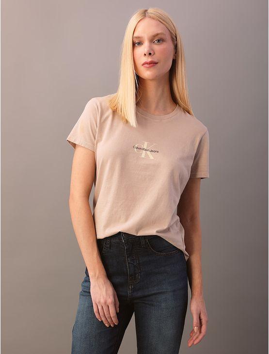 Camiseta Calvin Klein Jeans Feminino Reissue Centralizado - Caqui Claro Camiseta Calvin Klein Jeans Feminino Reissue Centralizado Caqui Claro p