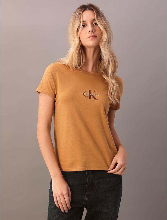 Camiseta Calvin Klein Jeans Feminino Reissue Centralizado - Havana Camiseta Calvin Klein Jeans Feminino Reissue Centralizado Havana p