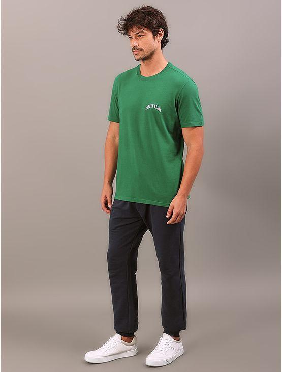 Camiseta Manga Curta Calvin Klein Jeans Masculino Logo College - Verde Camiseta Manga Curta Calvin Klein Jeans Masculino Logo College Verde p
