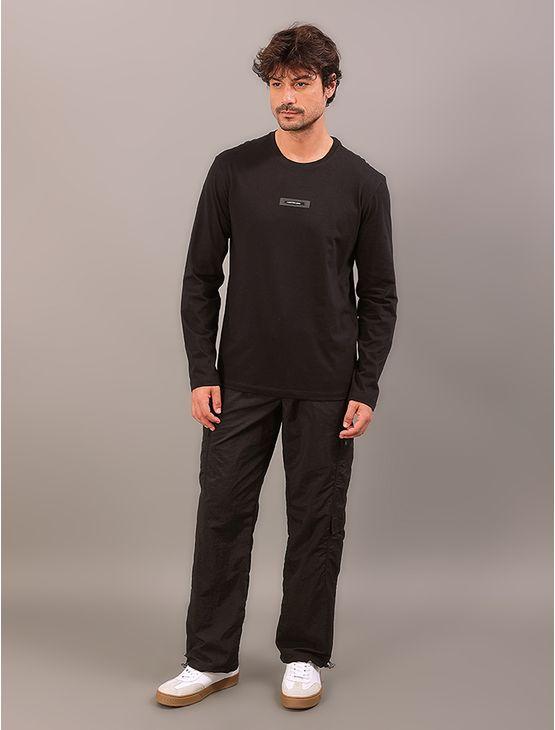 Calça Cargo Calvin Klein Jeans Masculino 3 Bolsos e Etiqueta - Preto Calça Cargo Calvin Klein Jeans Masculino 3 Bolsos e Etiqueta Preto 42