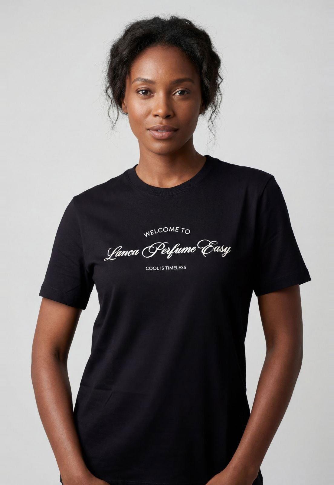 Camiseta Feminina Lança Perfume Logo Preta