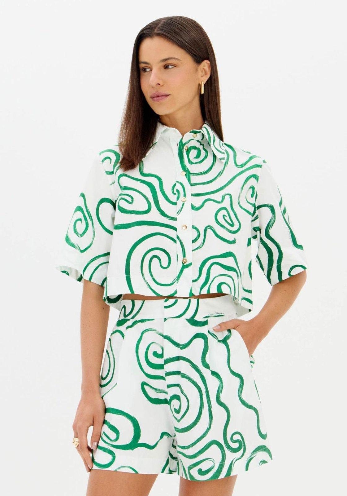 Camisa Estampada Com Mangas Curtas Lança Perfume