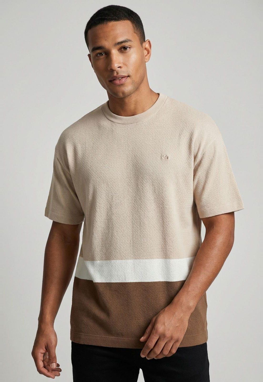 Camiseta Masculina Colcci Bloco de Cores Bege