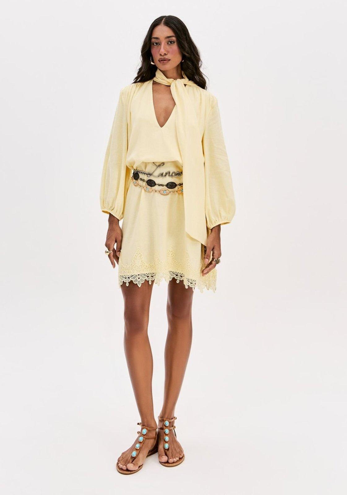 Vestido Curto Com Renda E Linho Lança Perfume