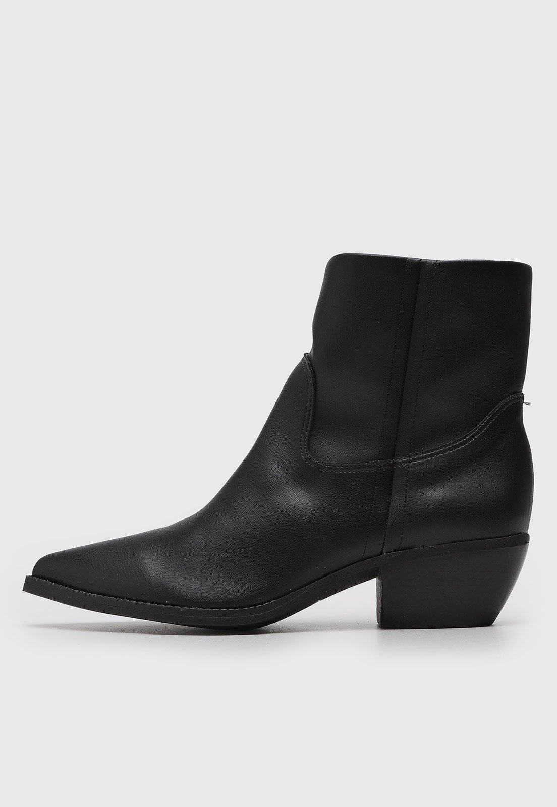 Bota Feminina Arezzo Cano Baixo Preta