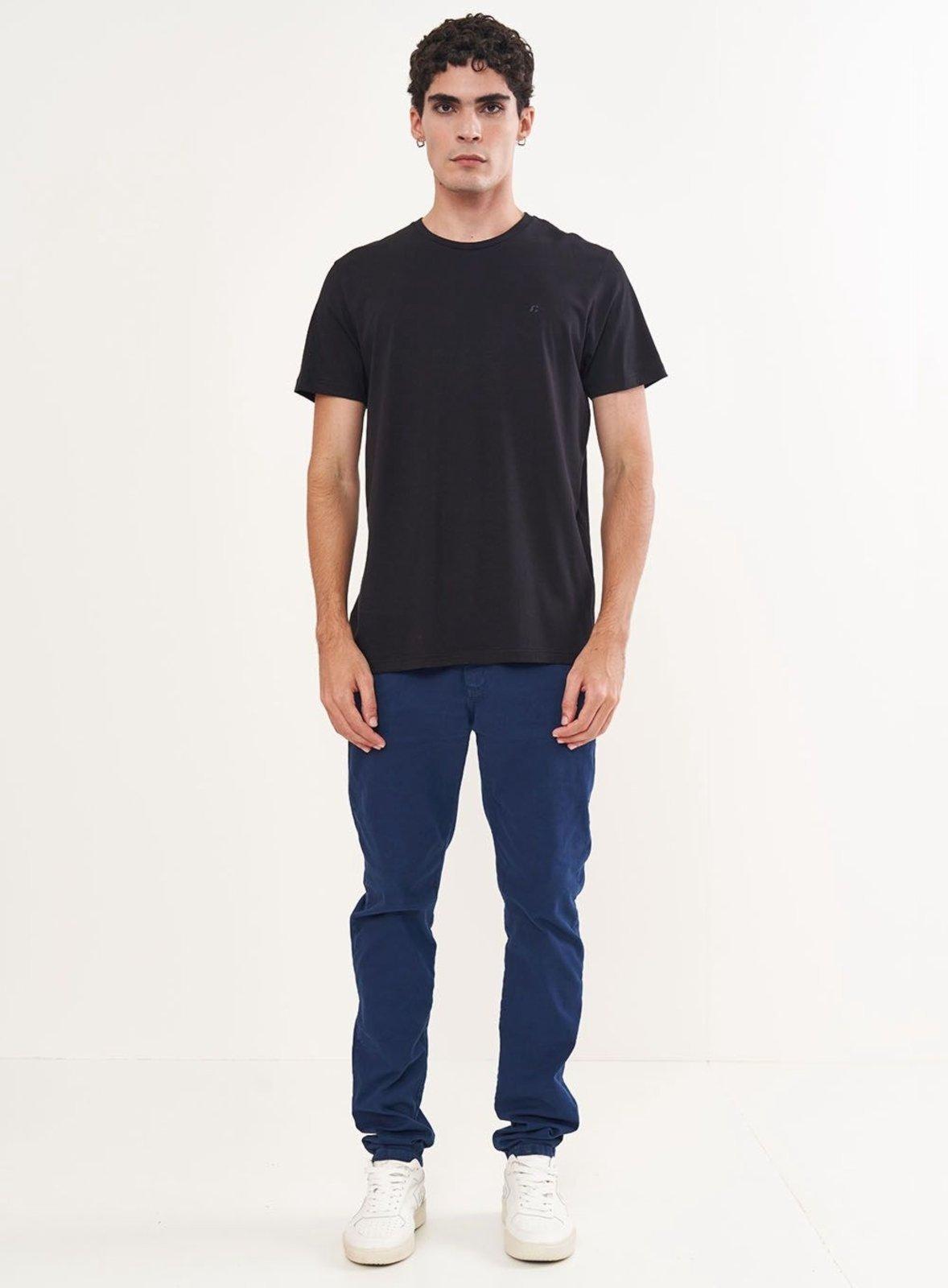 Camiseta Slim Pima Com Bordado Colcci Preto