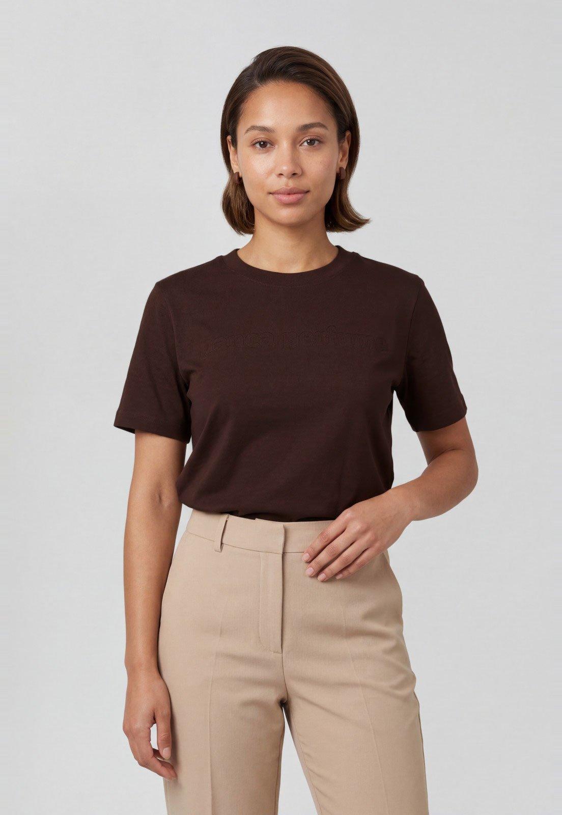Camiseta Feminina Lança Perfume Decote Redondo Marrom