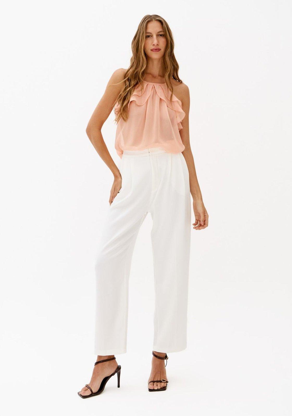 Calça Carrot Alfaiataria Com Cintura Alta Lança Perfume