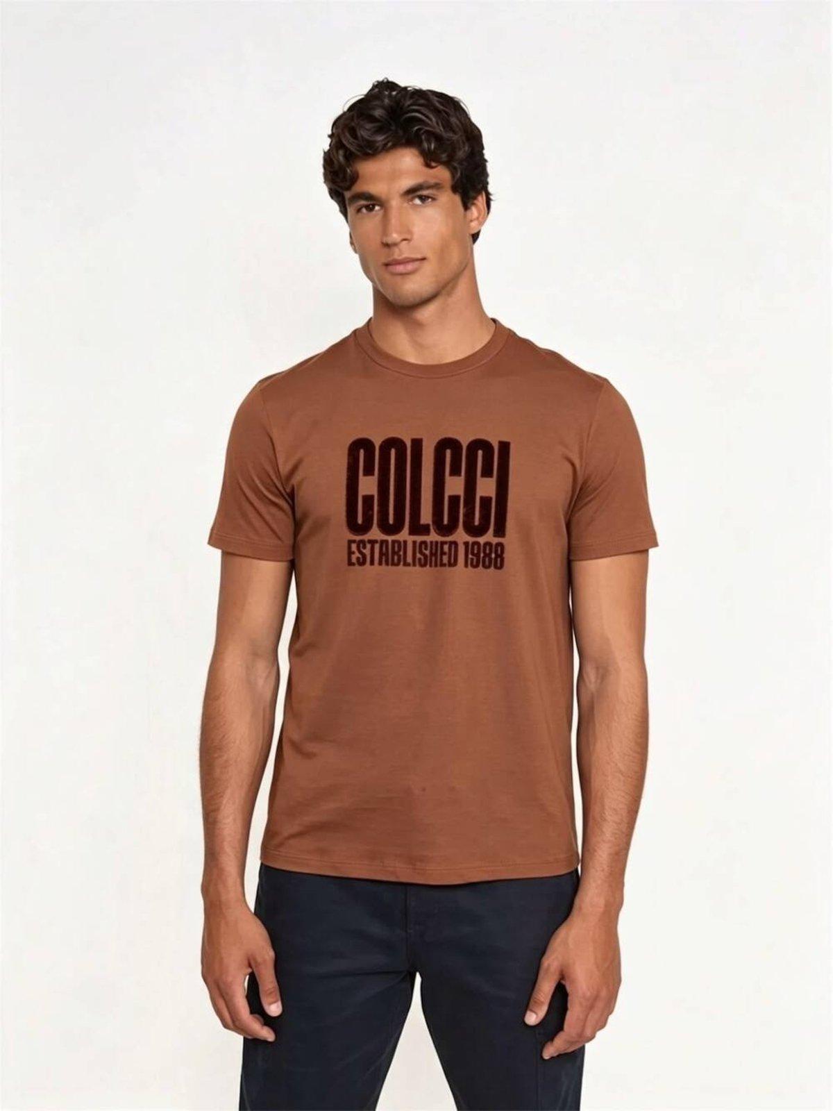 Camiseta com Estampa Established Colcci Marrom Carvalho