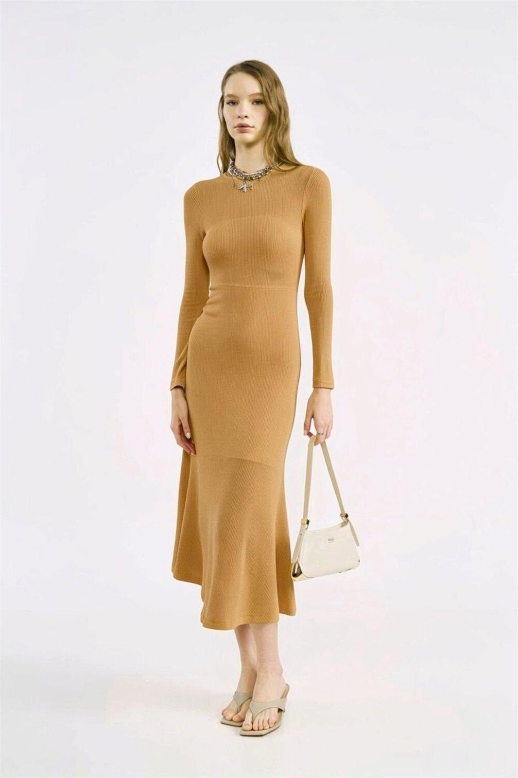 Vestido Midi Justo Manga Longa Colcci Bege Soybean
