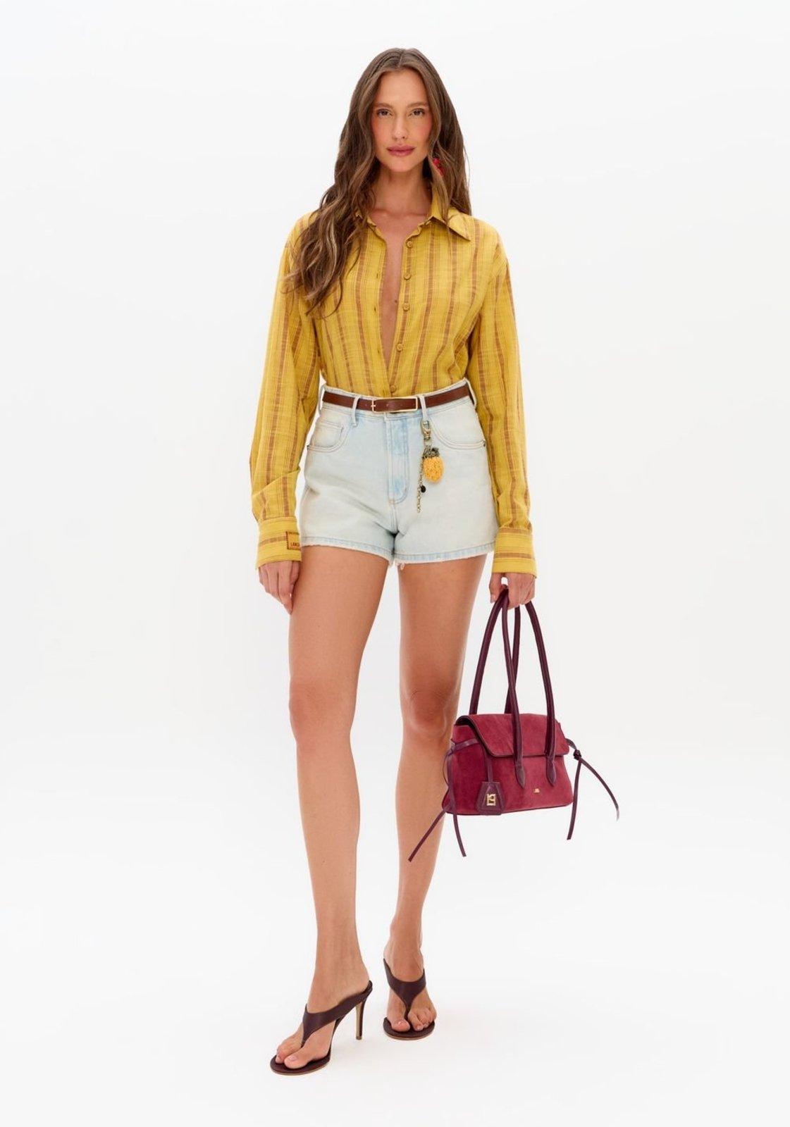 Short Jeans Comfort Cintura Média Lança Perfume