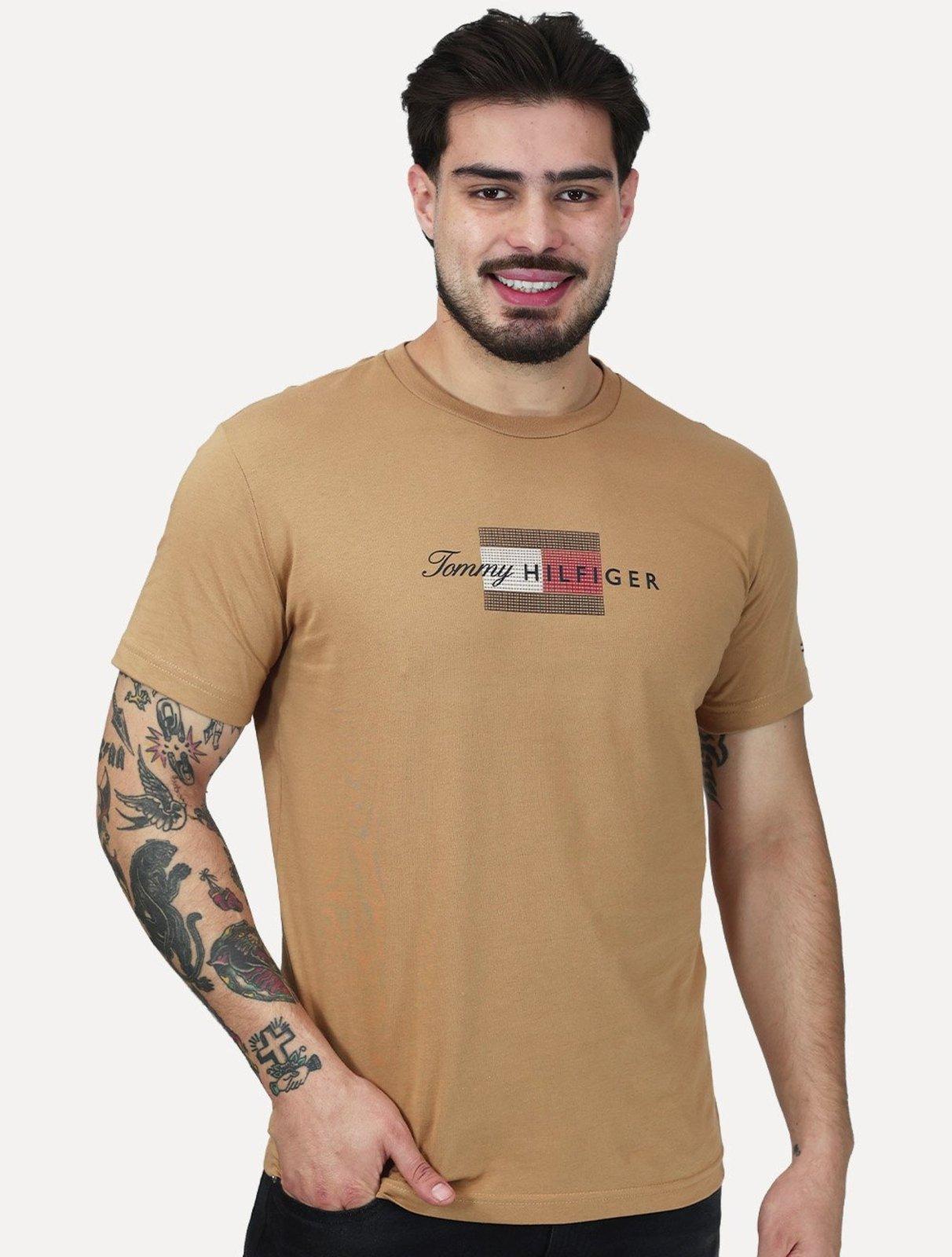 Camiseta Tommy Hilfiger Masculina Brand Love Big Graphic Cáqui Médio
