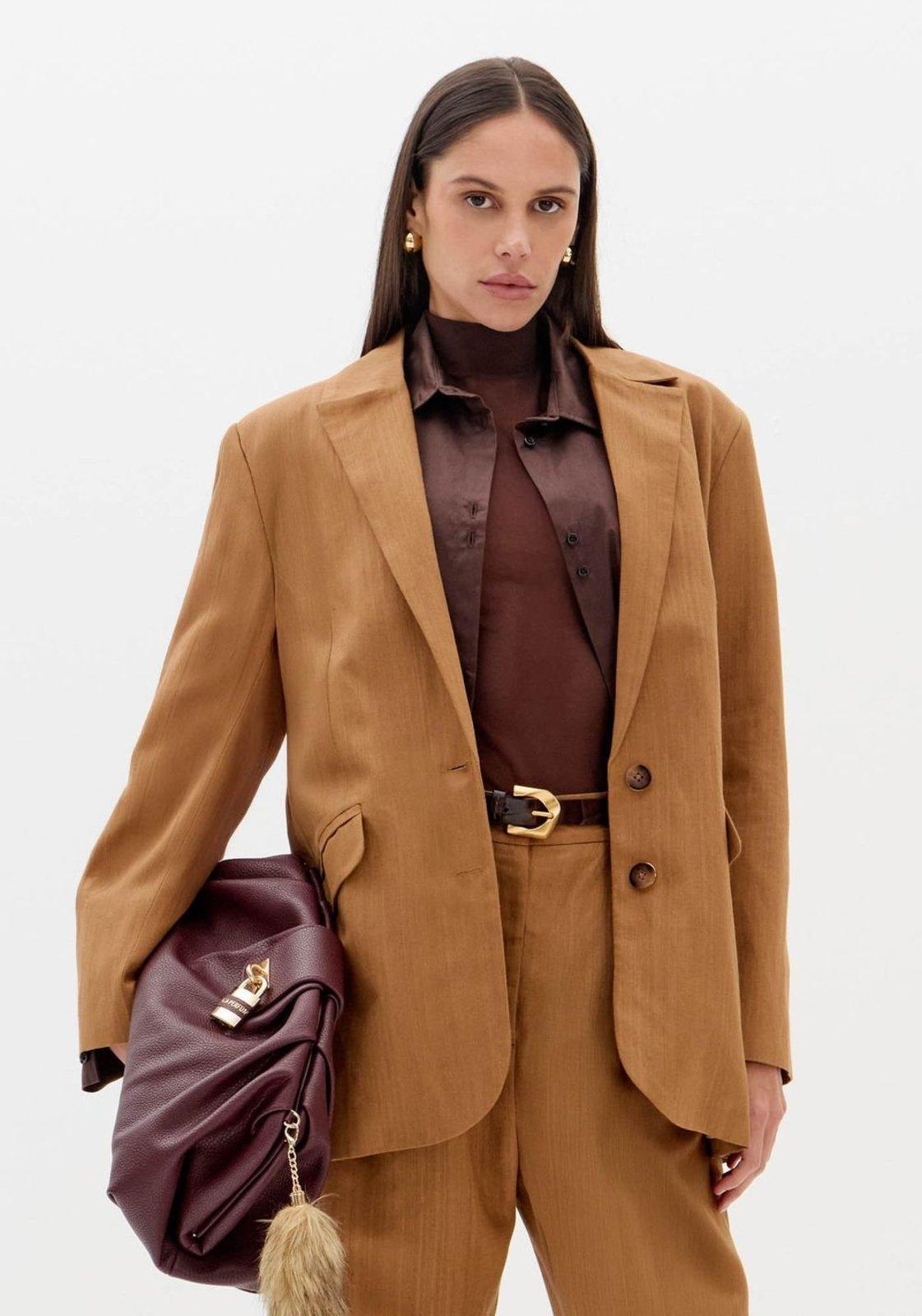 Blazer Tradicional Alongado Com Linho Lança Perfume