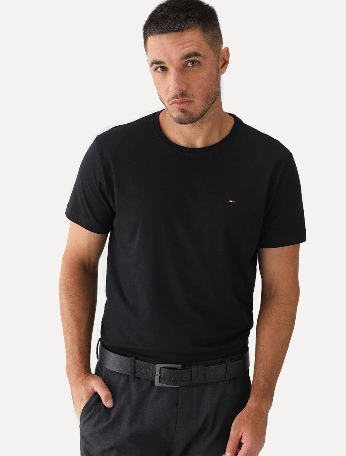 Camiseta Tommy Hilfiger Essential Cotton Preta