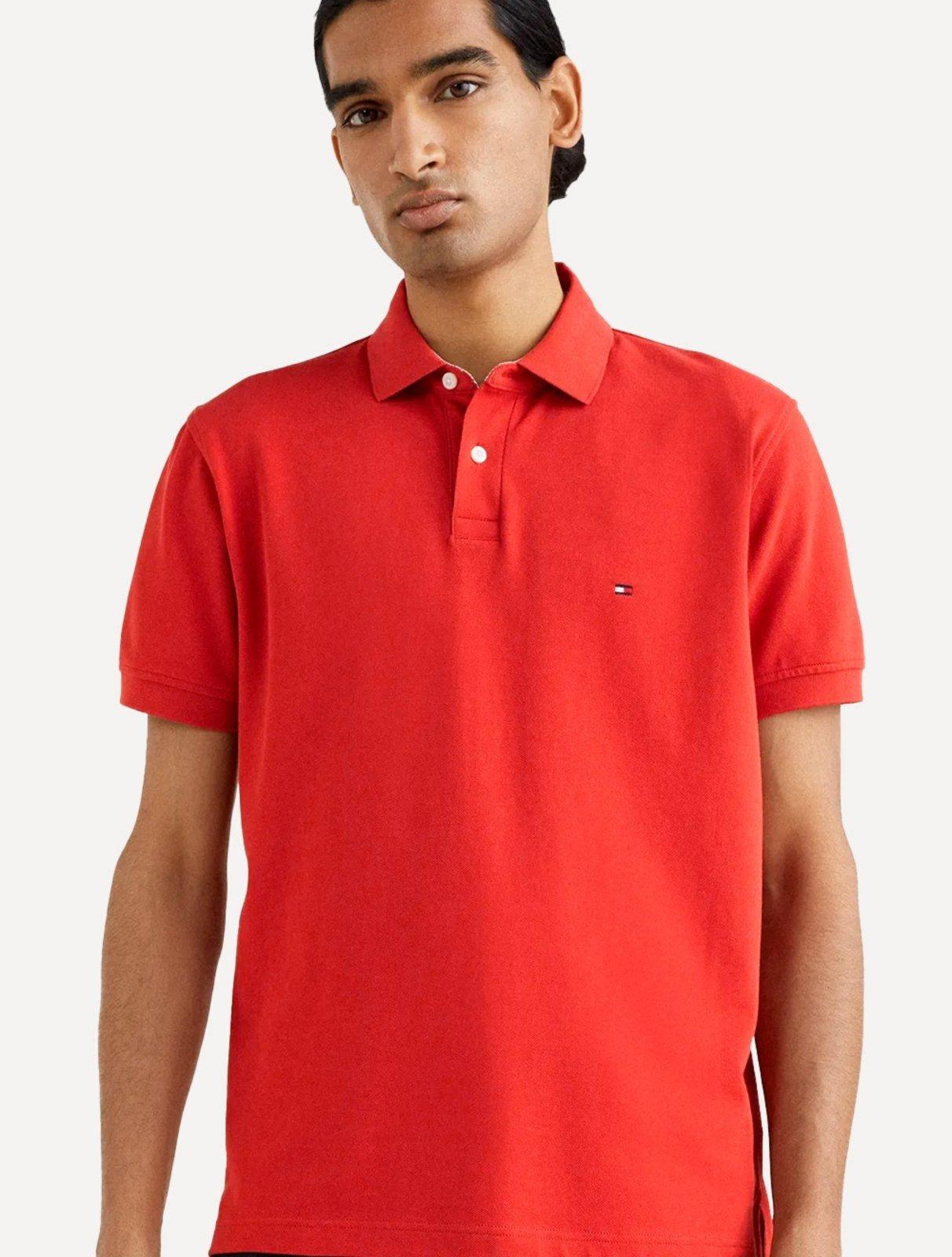 Polo Tommy Hilfiger Masculina Regular Piquet 1985 Light Button Vermelho Escarlate