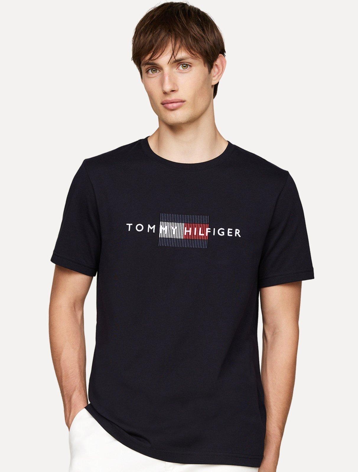 Camiseta Tommy Hilfiger Masculina Regular Flag Embro Azul Marinho