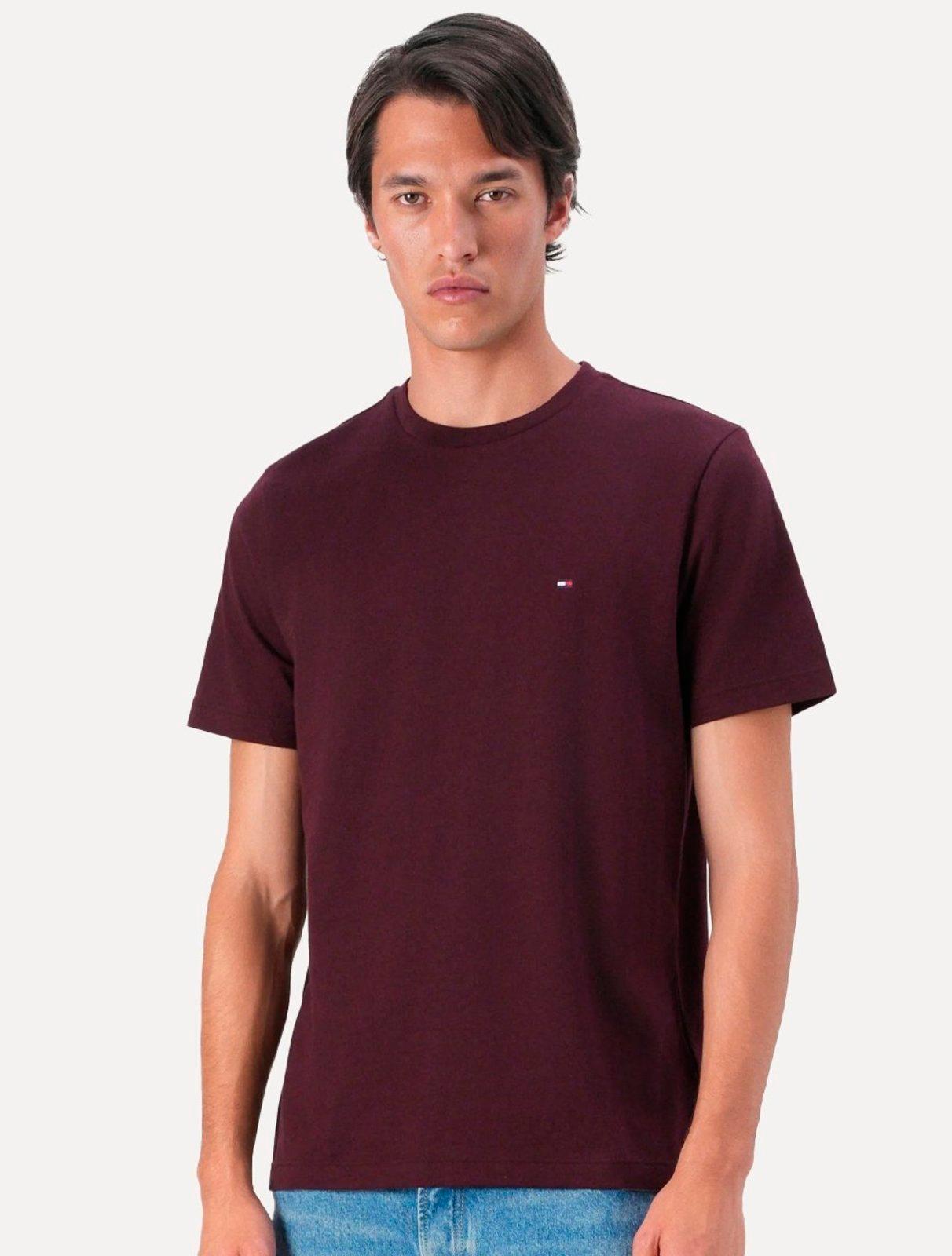 Camiseta Tommy Jeans Masculina Regular Jersey C-Neck Flag Vermelho Escuro