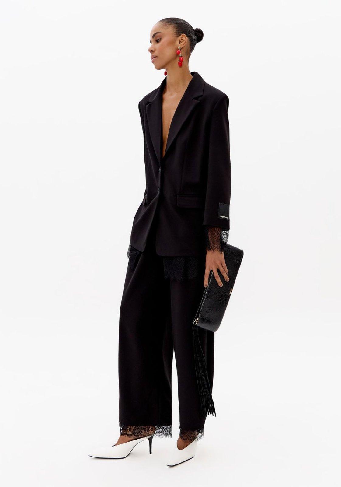 Calça Wide Leg Cintura Alta Com Renda Lança Perfume