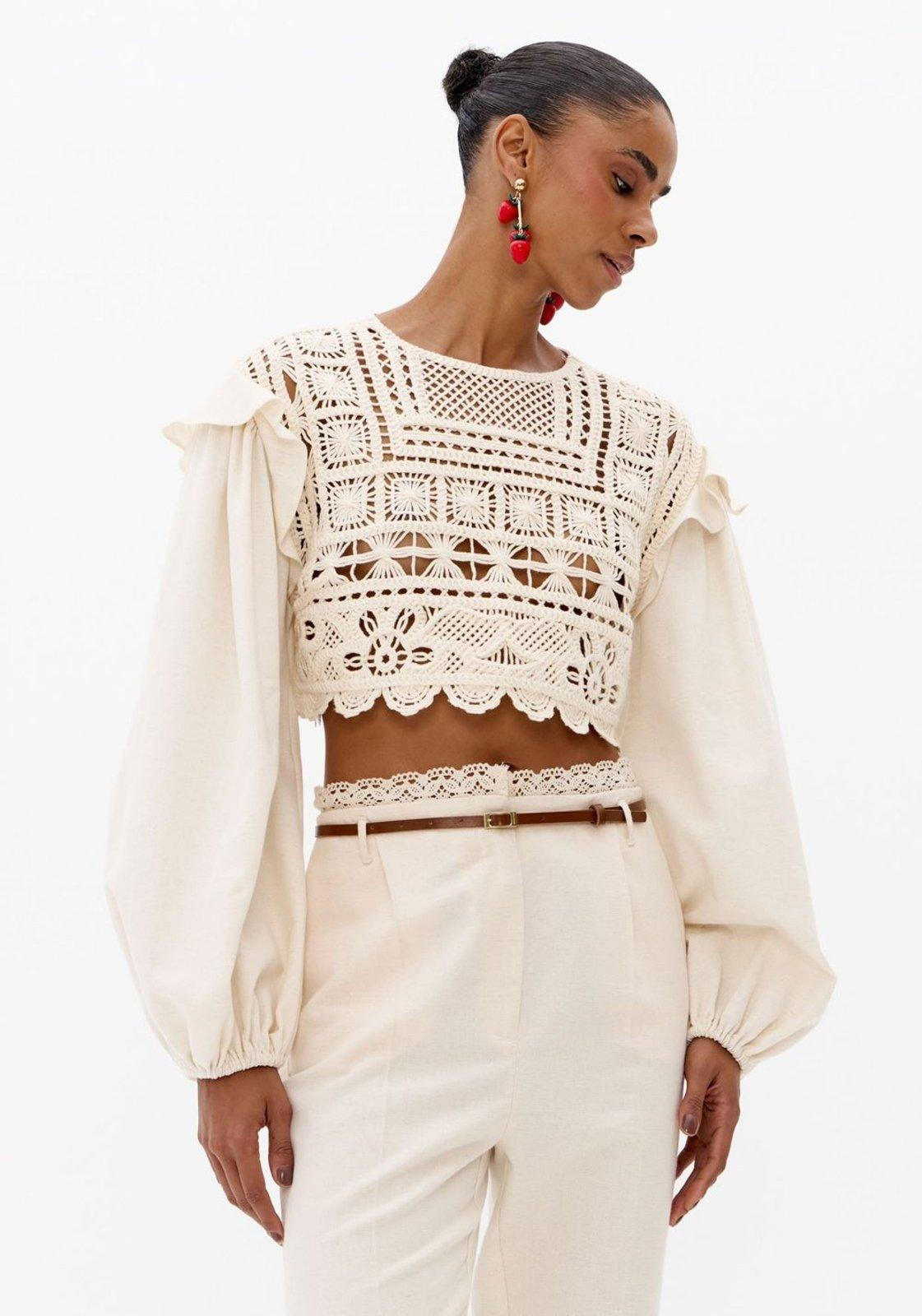 Blusa Cropped Manga Longa Com Linho Lança Perfume