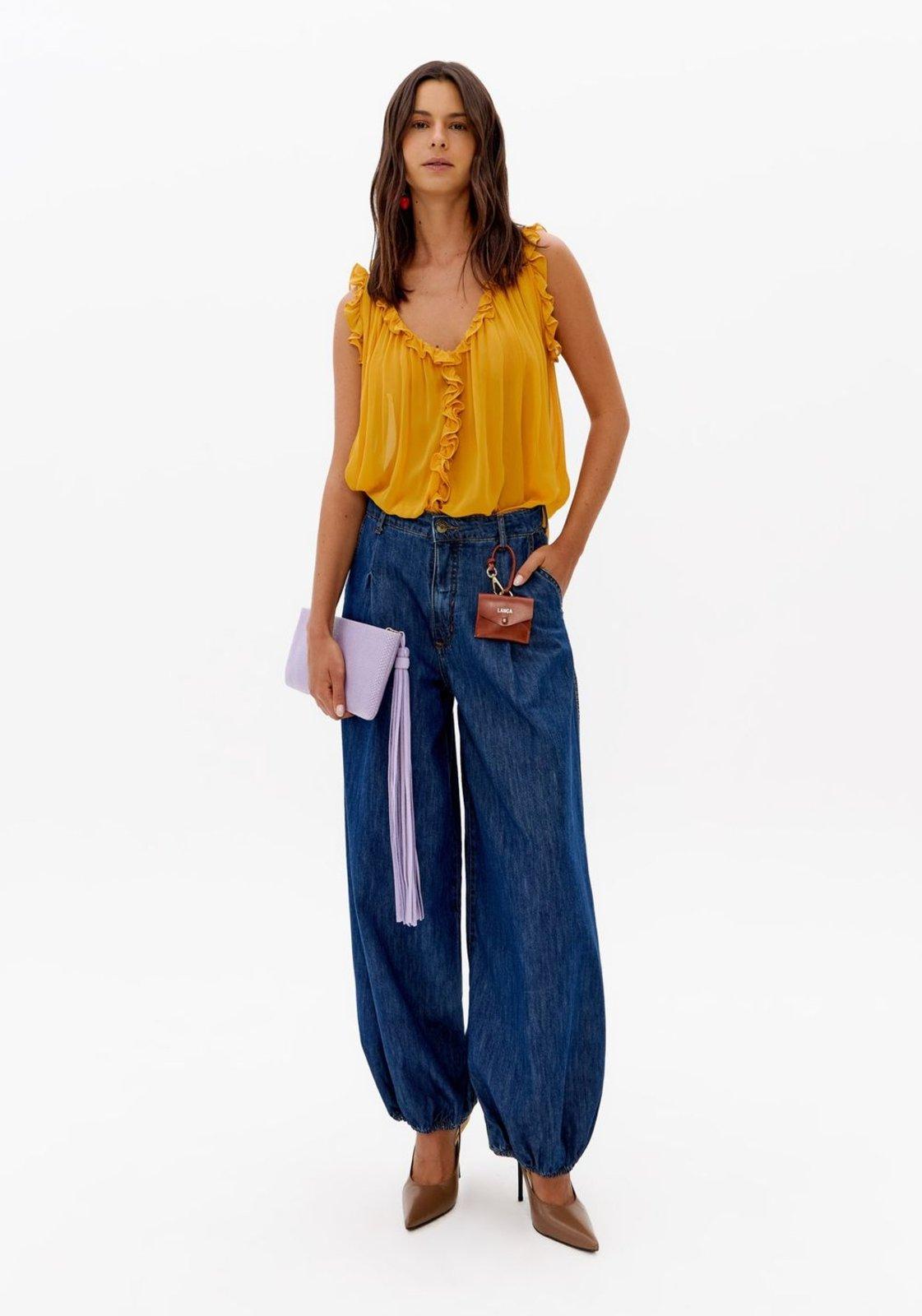Calça Jeans Aladim Cintura Alta com Mini Bag Lança Perfume