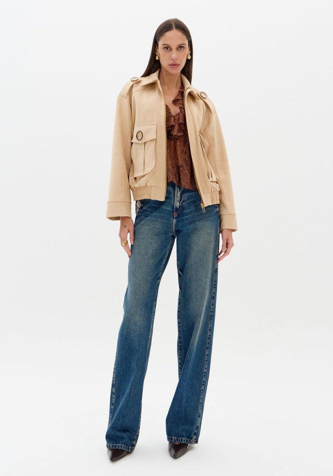 Calça Jeans Reta Com Cintura Em V Lança Perfume
