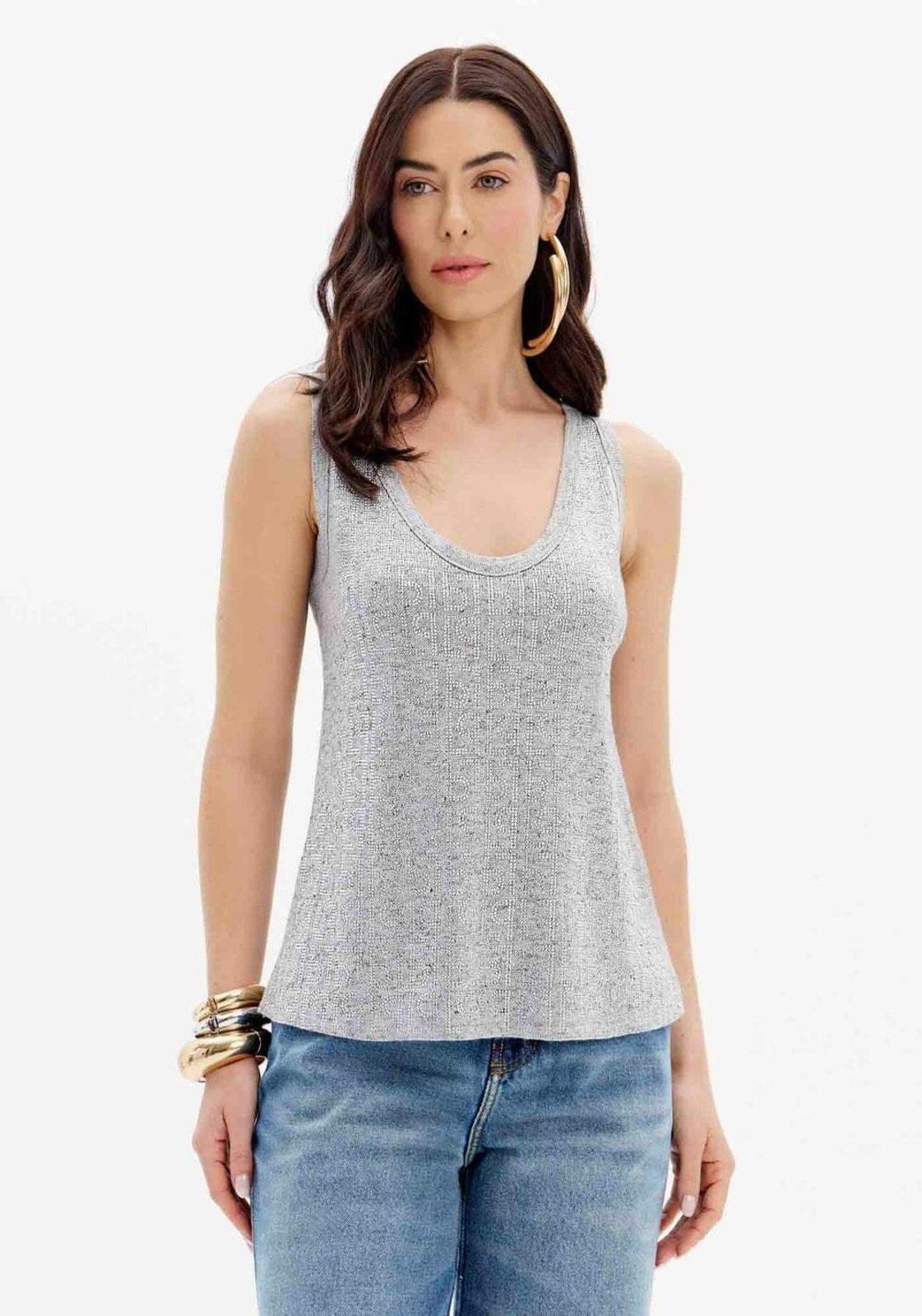 Blusa Regata Tricot Com Aplicação Lança Perfume