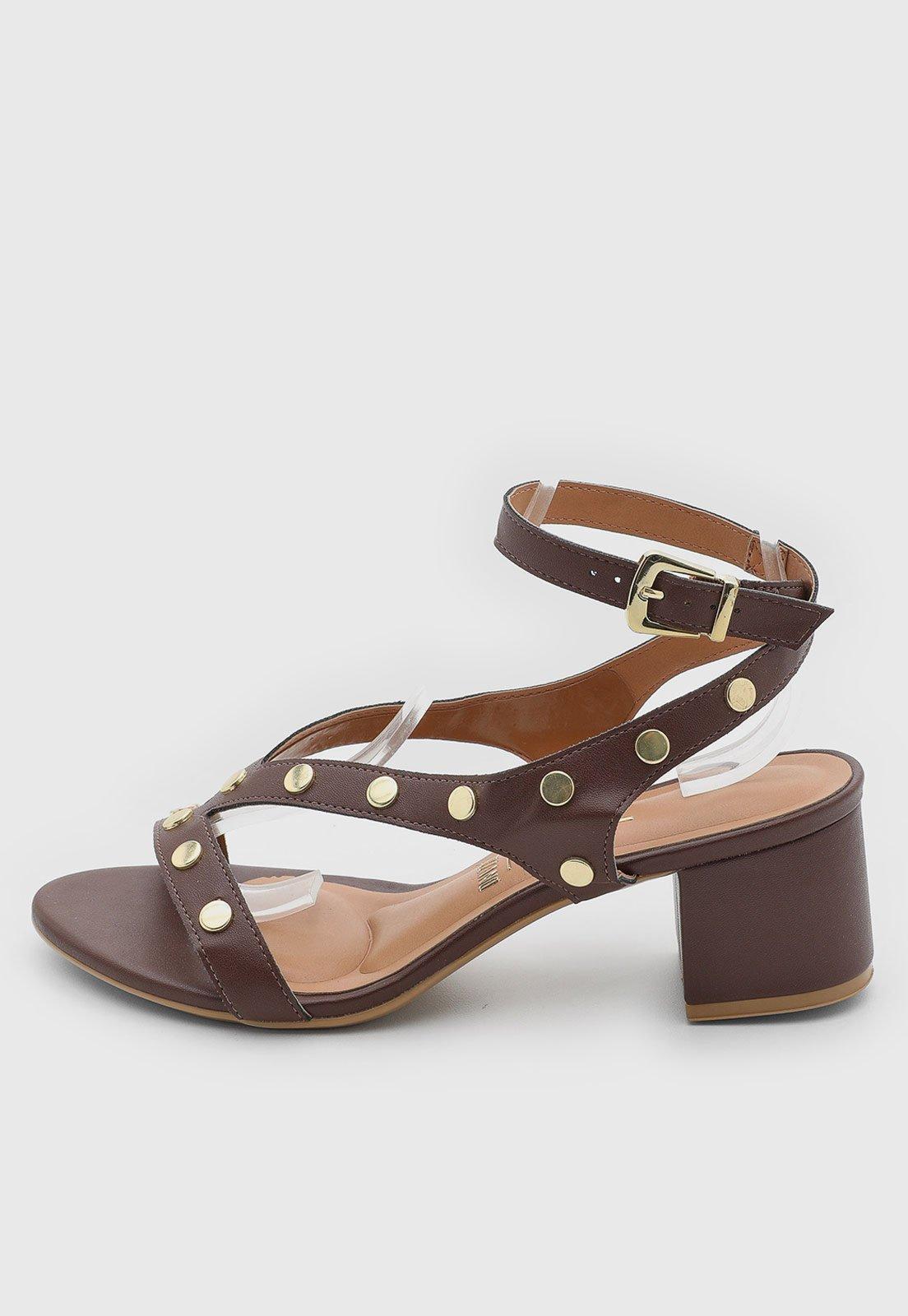 Sandália Feminina Vizzano Salto Médio Tachas Marrom