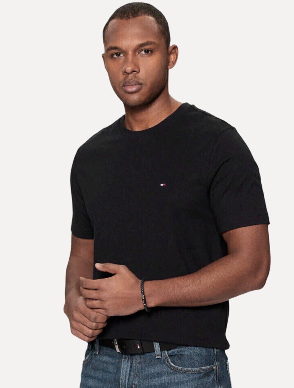 Camiseta Tommy Hilfiger Masculina Regular Core Pima Preta
