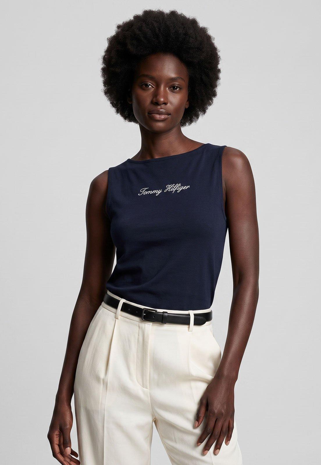 Camiseta Feminina Tommy Hilfiger Classic Script Decote Canoa Azul Marinho