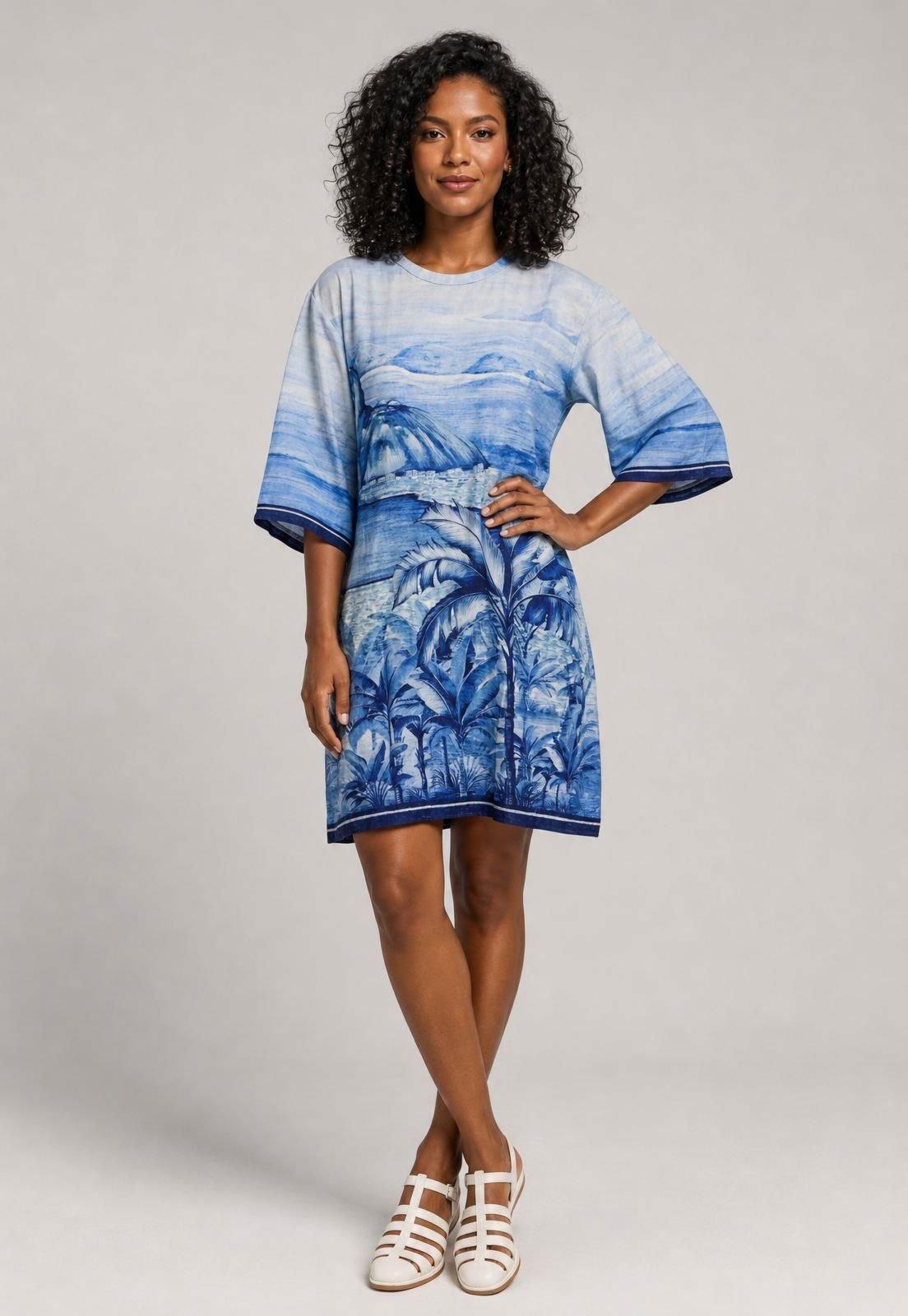 Vestido Curto Feminino FARM Estampa Tropical Azul