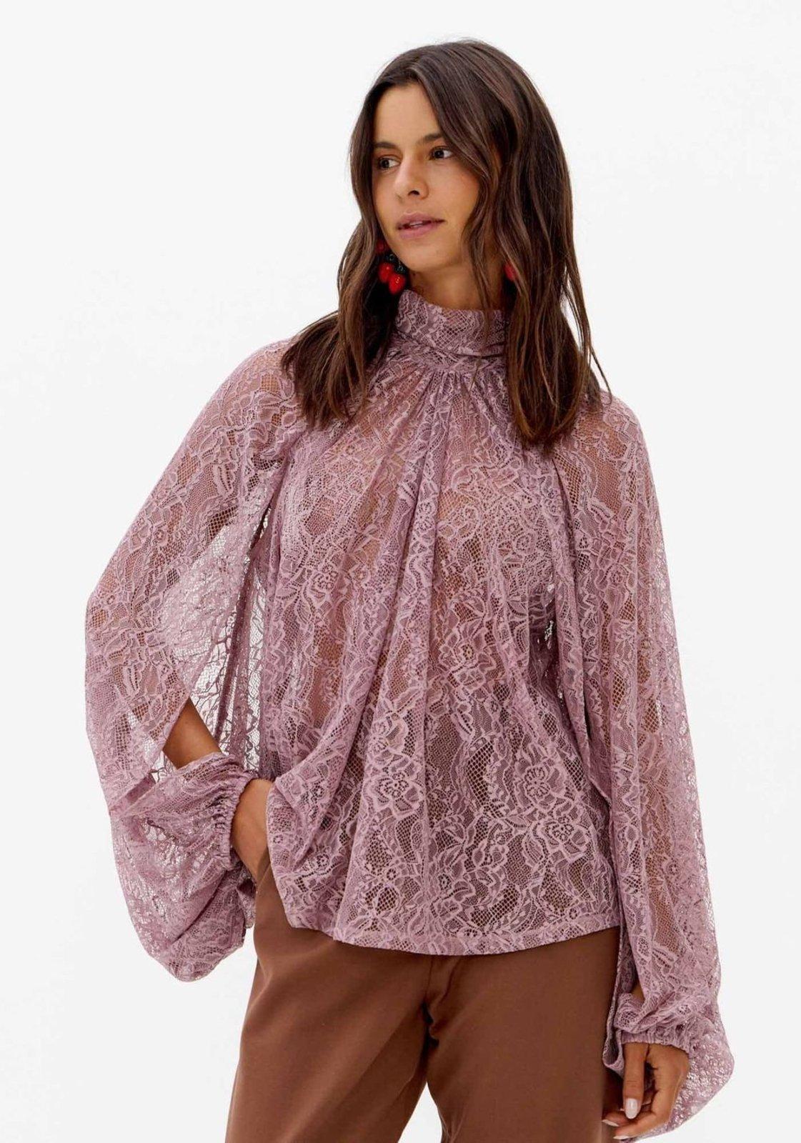 Blusa Manga Longa De Renda Lança Perfume