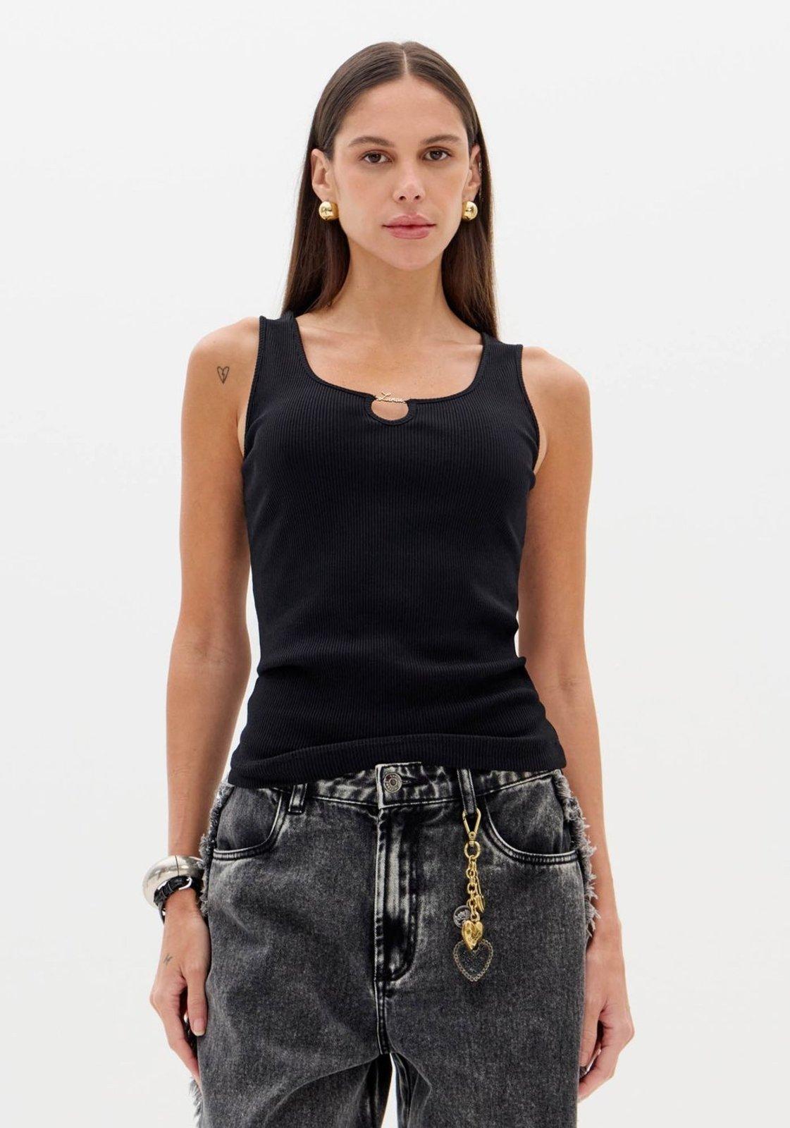 Blusa Regata Canelada Com Metal Lança Perfume